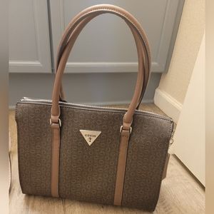 GUESS Brown Purse Bag New